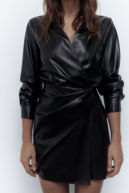 Vestido plisado decorativo de piel sintética para mujer de otoño