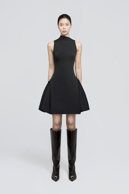 Vestido mini acampanado asimétrico Samantha 
