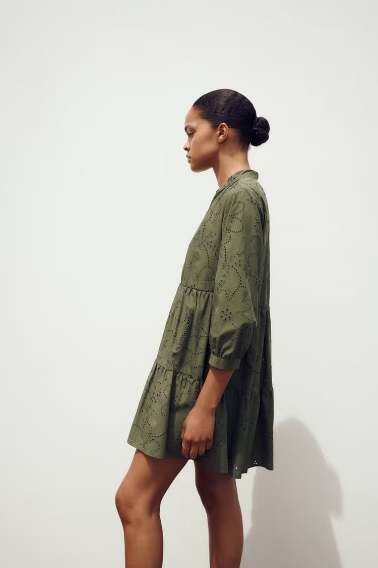 Vestido de primavera y verano para mujer, con escote en V, costuras en capas, holgado, corte A, con aberturas y bordado