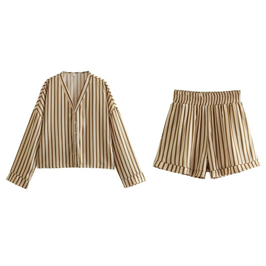 Conjunto de dos piezas con top y pantalón corto de rayas beige para mujer de primavera