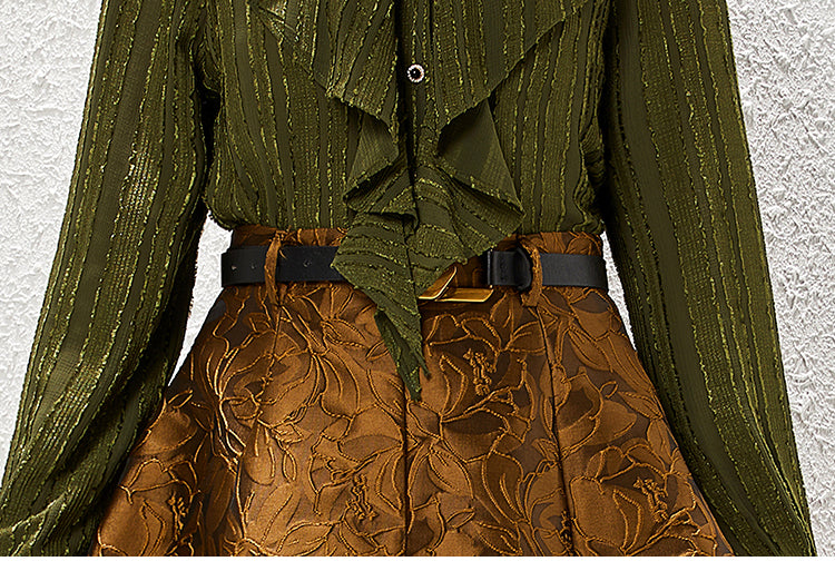 Traje de otoño vintage ligero de lujo estilo francés para mujer, conjunto de dos piezas con camisa y falda con volantes
