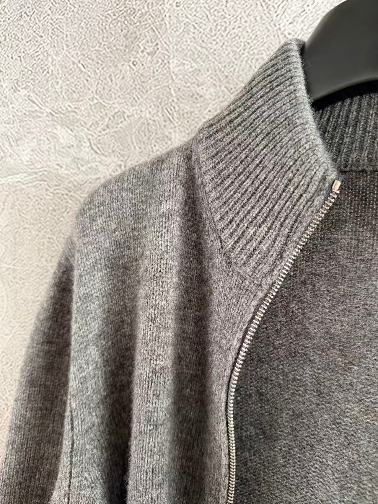 PRADA GRAY CASHMERE CARDIGAN