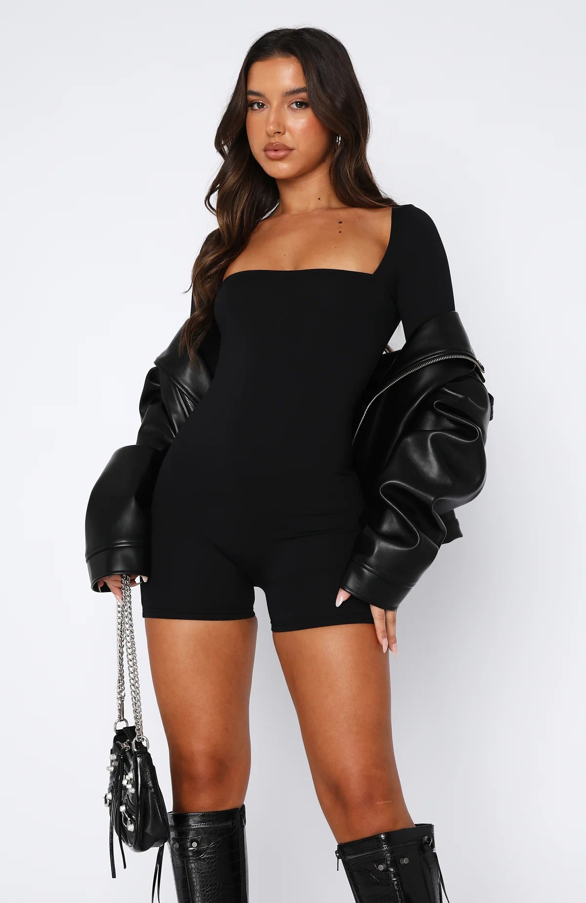 Ropa de mujer Vestido negro puro Mono de mujer Grueso