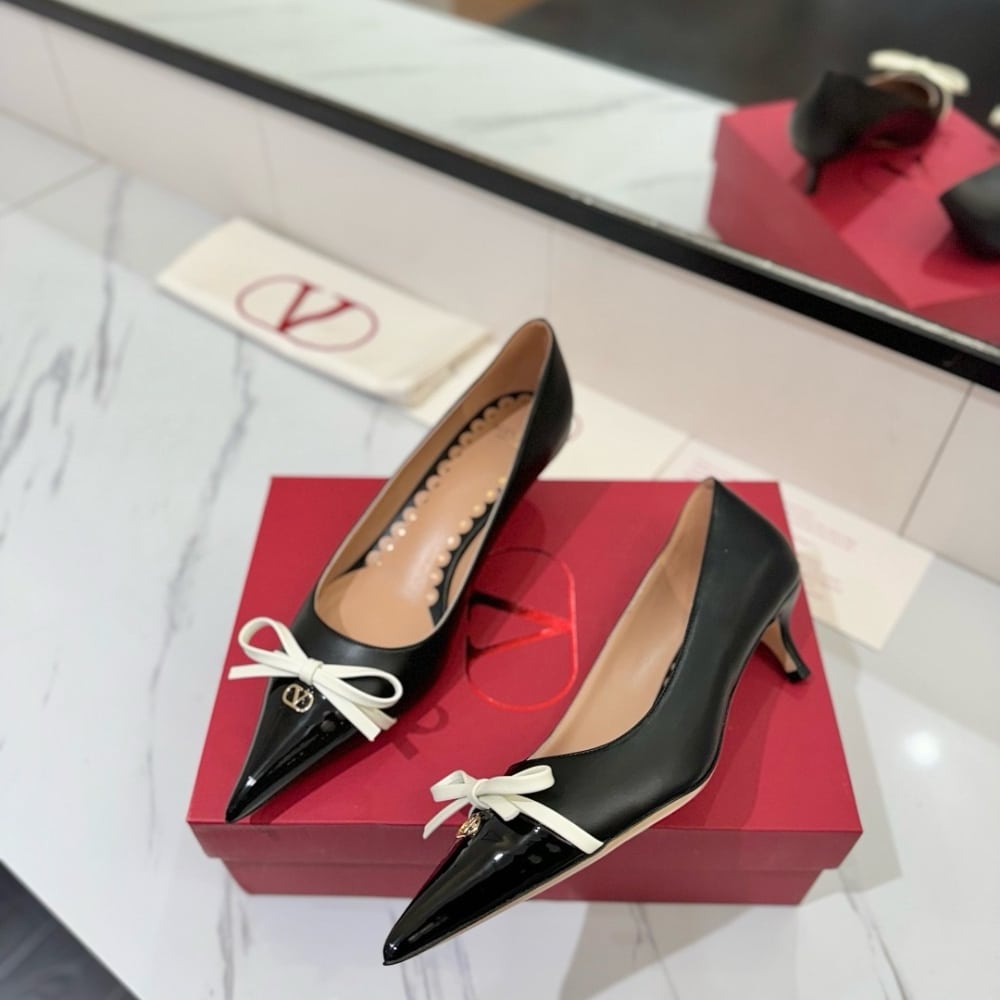 VALENTINO BEPOINTY PUMP IN PATENT LEATHER BLACK 6W2S0LQ0DAL 790