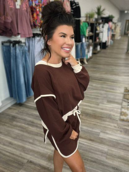 Traje de otoño para mujer, suéter holgado de algodón multicolor, falda de imitación y pantalones cortos.