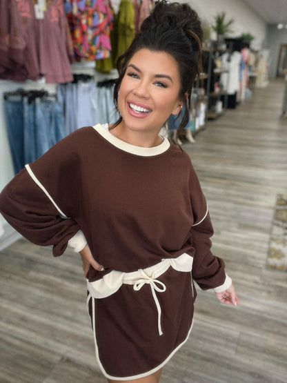 Traje de otoño para mujer, suéter holgado de algodón multicolor, falda de imitación y pantalones cortos.