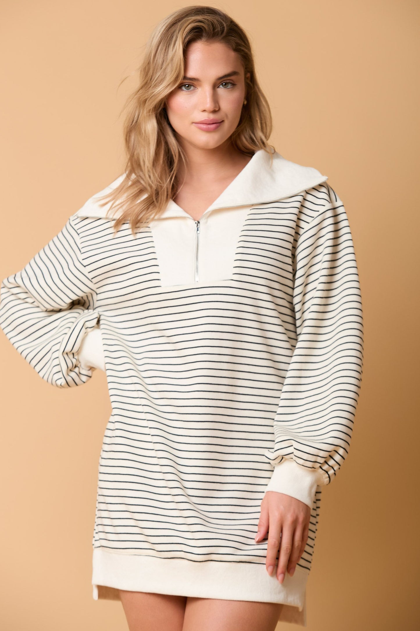 Vestido informal holgado de manga larga con cuello polo y rayas para mujer de otoño e invierno.