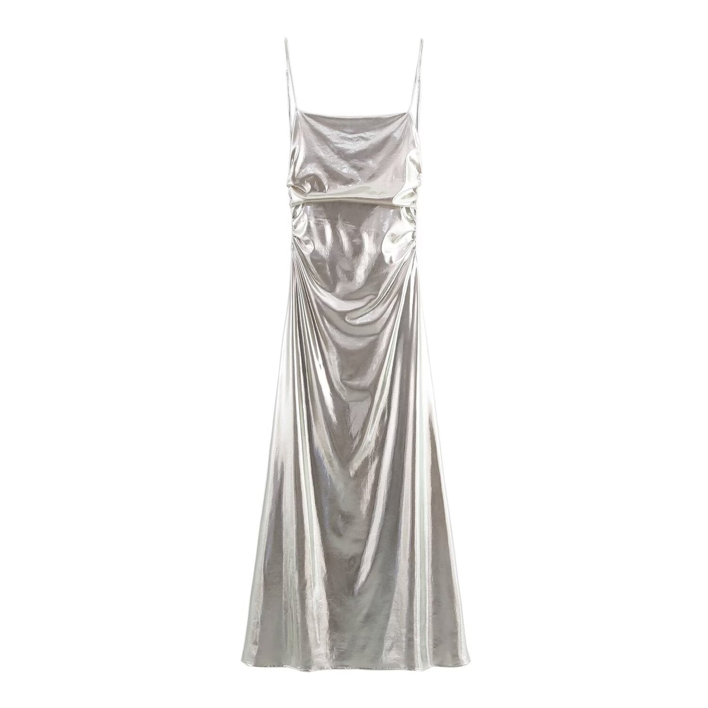 Vestido de mujer con tirantes finos plisados y lámina metálica