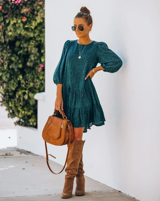 Vestido de otoño-invierno para mujer, con estampado floral, abertura y mangas abullonadas largas.