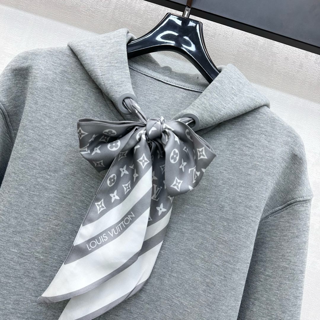 LV25 Silk Scarf Hooded Jacket Gray Cotton 290217