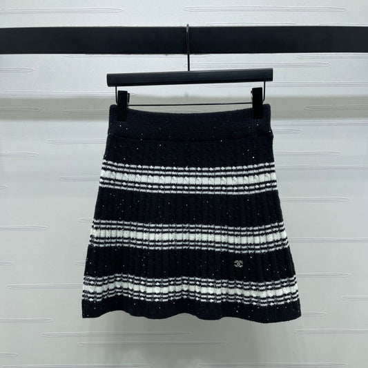 CC 25 Striped Knit Skirt Black Wool