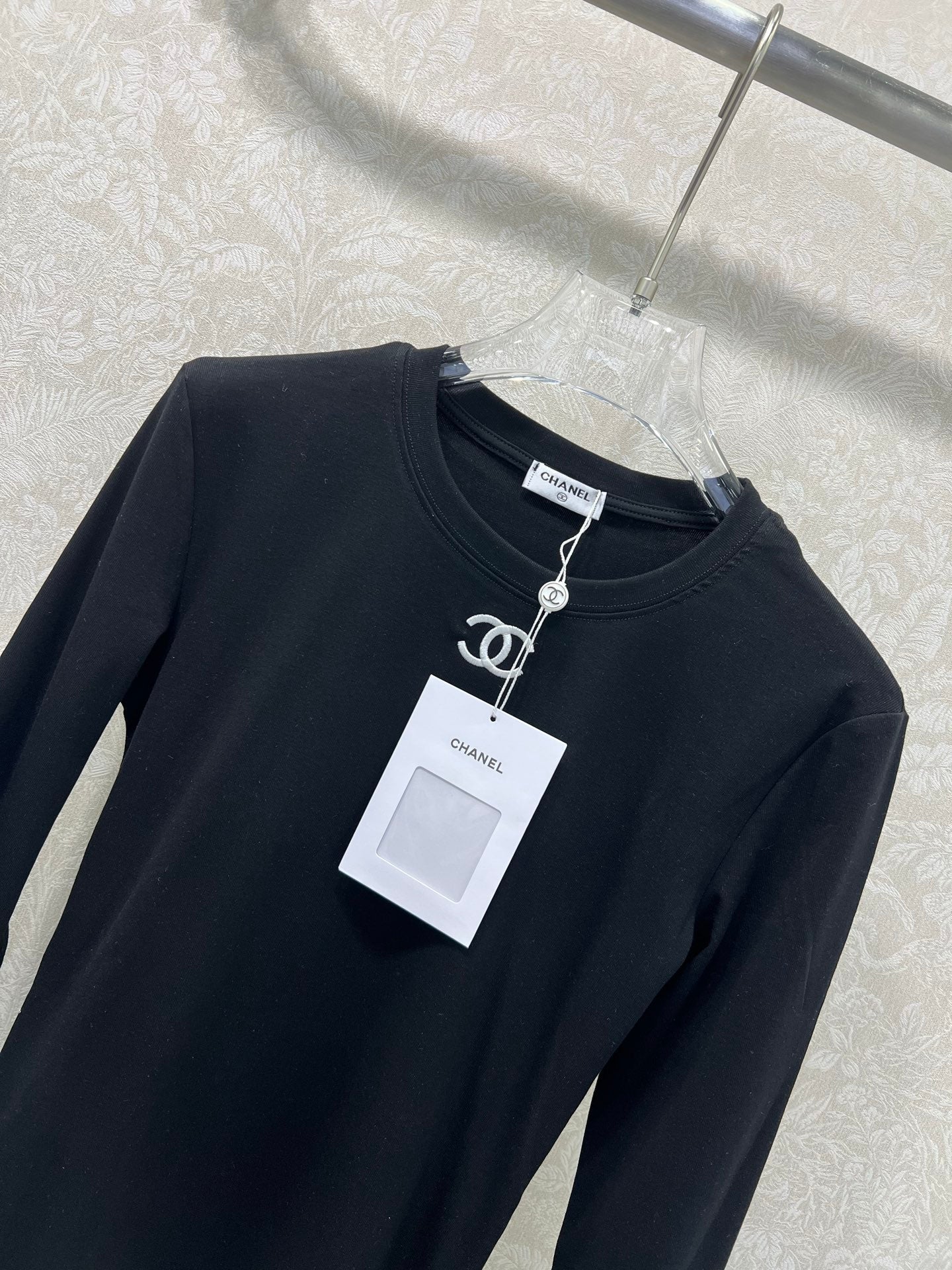 CC 25 Long-Sleeved Base Top Black Cotton