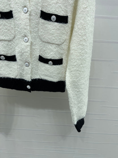 CC 25 Two-Tone Pocket Knit Cardigan White Wool