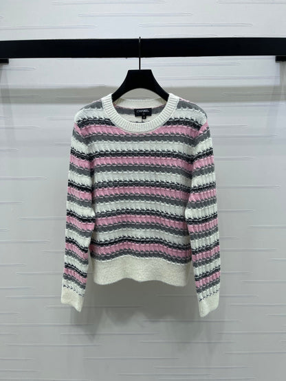 CC 25 Striped Knitted Long-Sleeved Sweater White Cashmere