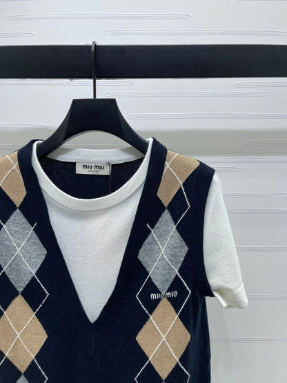 Miumiu Faux Two-Piece Knitted Short-Sleeves Vest Black and White Cashmere