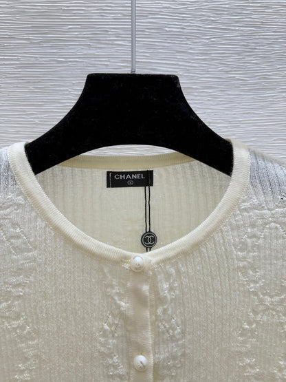 CC 25 Hollow Crew Neck Knit Long Sleeve Cardigan Wool
