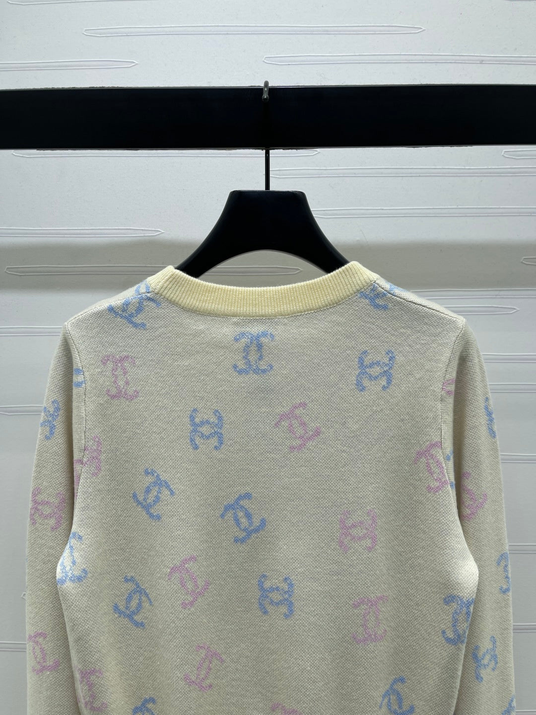 CC 25 Jacquard Long-Sleeved Pullover Sweater Yellow Wool
