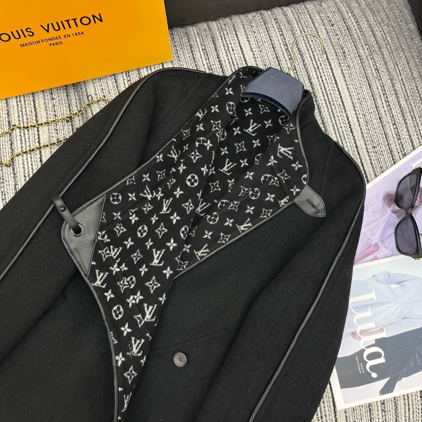 LV 25FW Double-Faced Wool Long Coat Lambskin Edge Black 311676