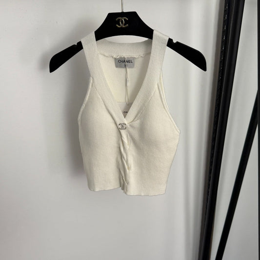 CC Diamond Logo Embellished Deep V-neck Knitted Vest