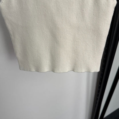 CC Patch Deep V-neck Knitted Camisole