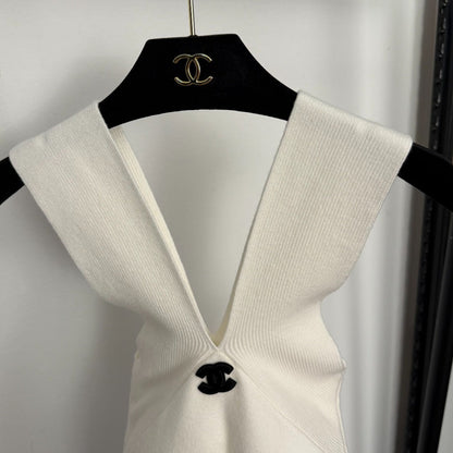 CC Patch Deep V-neck Knitted Camisole