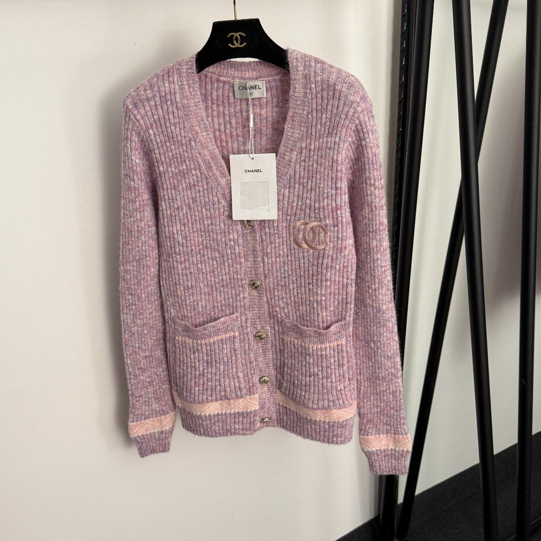 CC Single-breasted V-neck Long-sleeved Knitted Cardigan