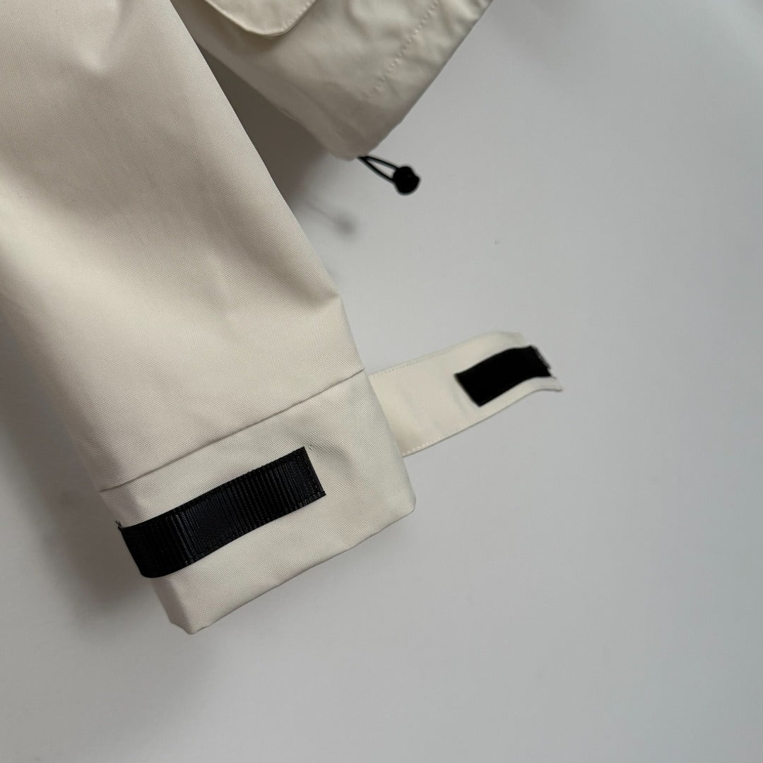 CC Pocket Velcro Long-sleeved Hooded Windbreaker Jacket