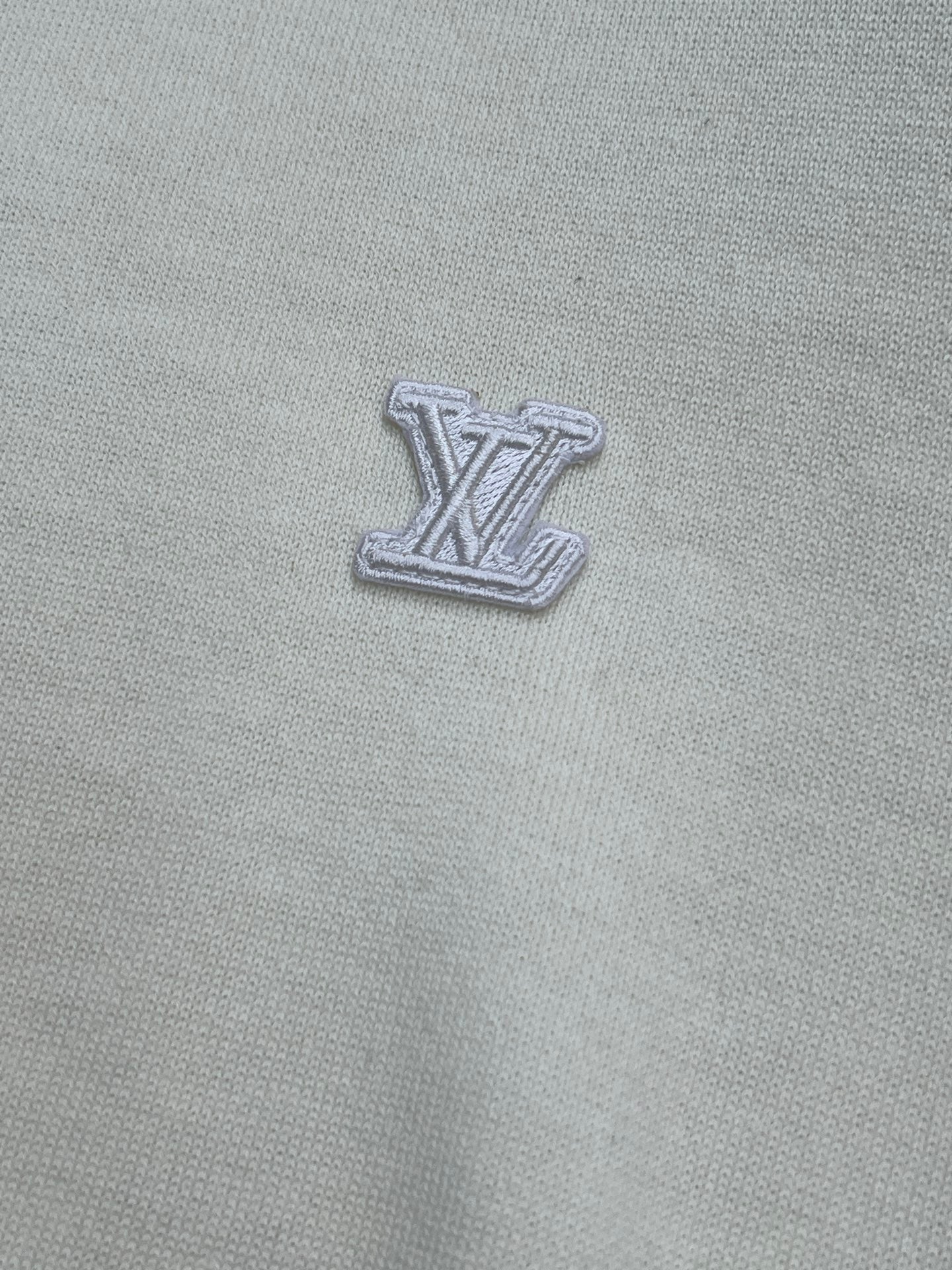 LV  Monogram Floral Knit Sweater 799868
