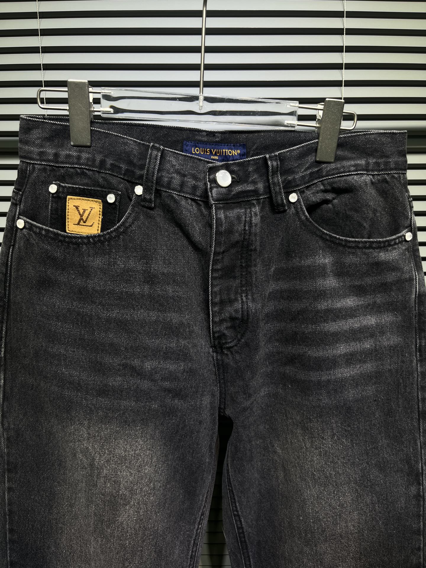 LV 26SS Denim Jeans 494201