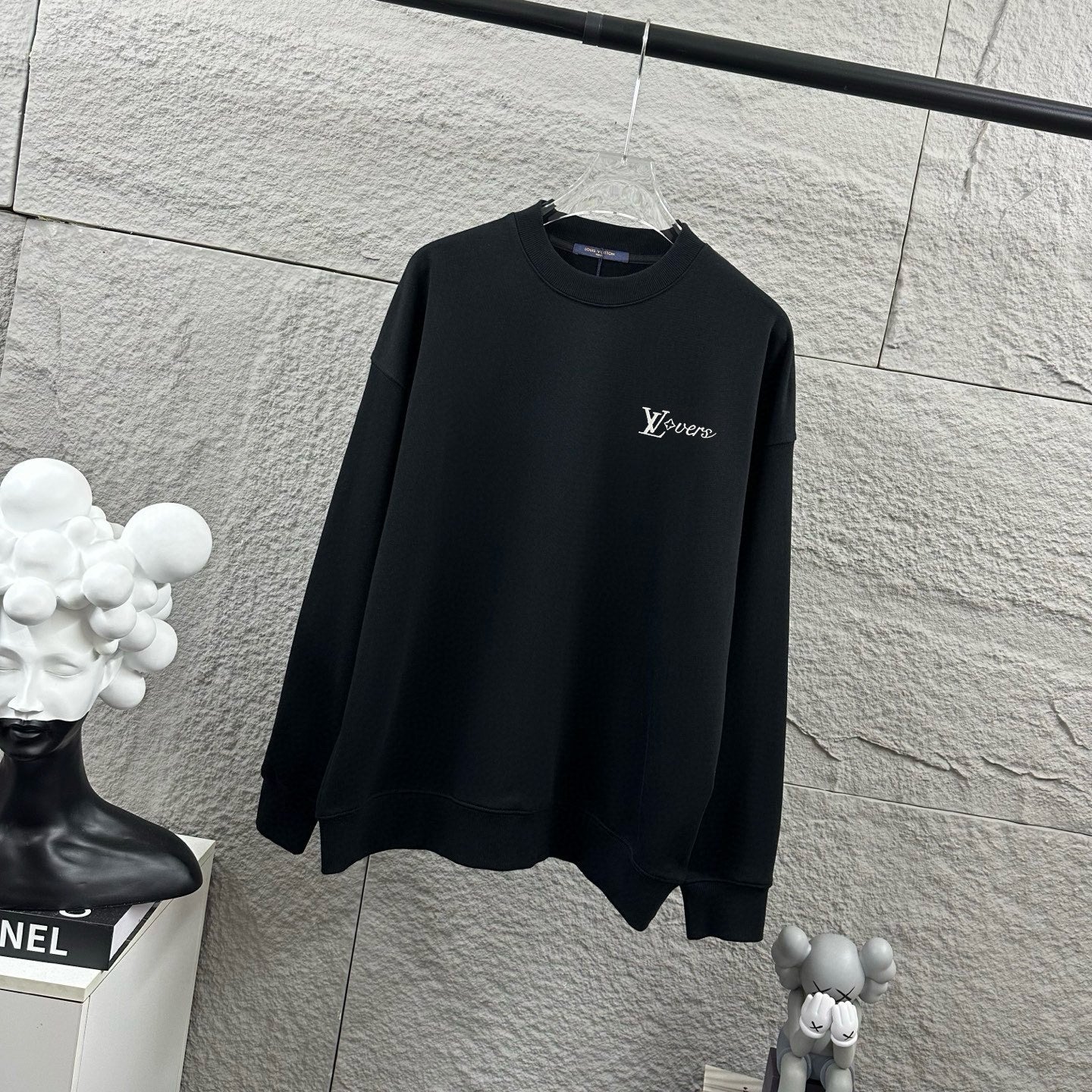 LV Long-Sleeve Crew Neck Sweatshirt 492273