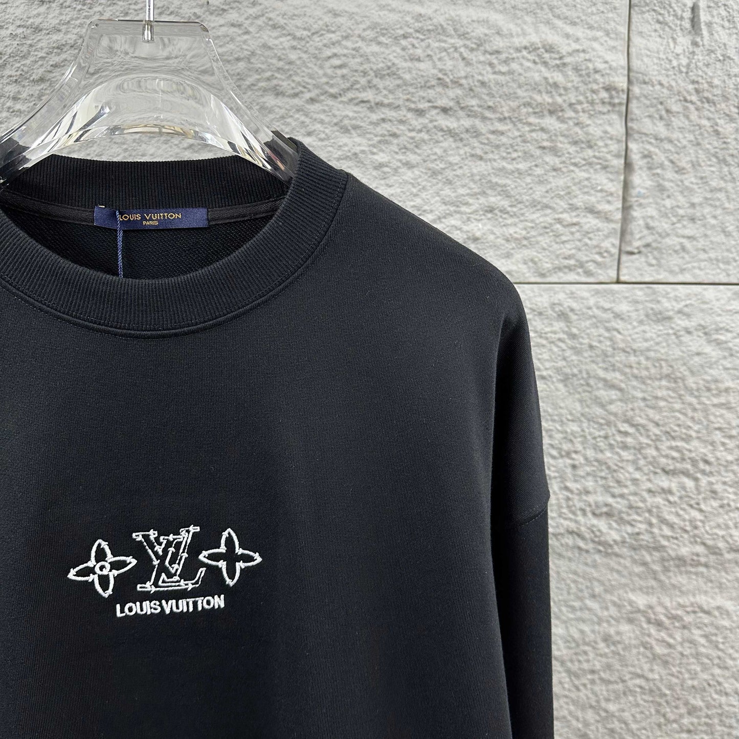 LV Long-Sleeve Crew Neck Sweatshirt 492267
