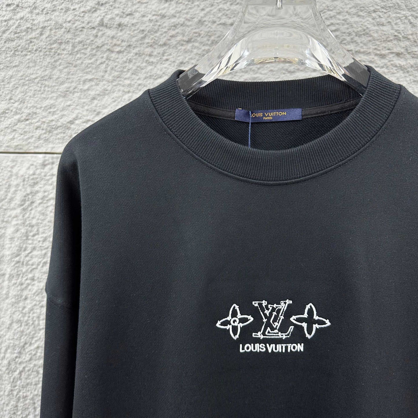 LV Long-Sleeve Crew Neck Sweatshirt 492267