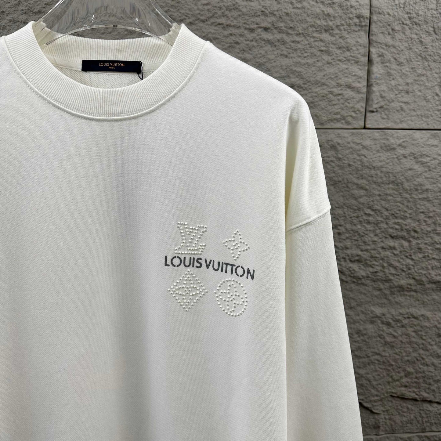 LV Long-Sleeve Crew Neck Sweatshirt 492253