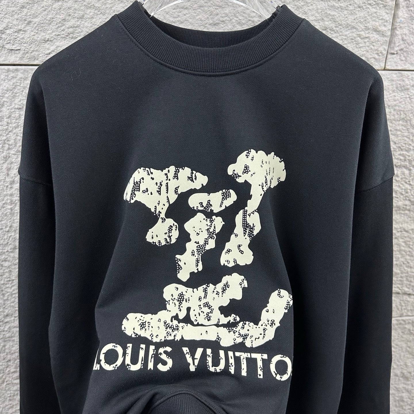 LV Long-Sleeve Crew Neck Sweatshirt 492239
