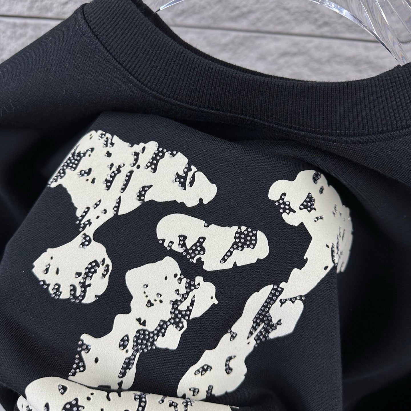 LV Long-Sleeve Crew Neck Sweatshirt 492239