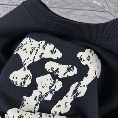 LV Long-Sleeve Crew Neck Sweatshirt 492239