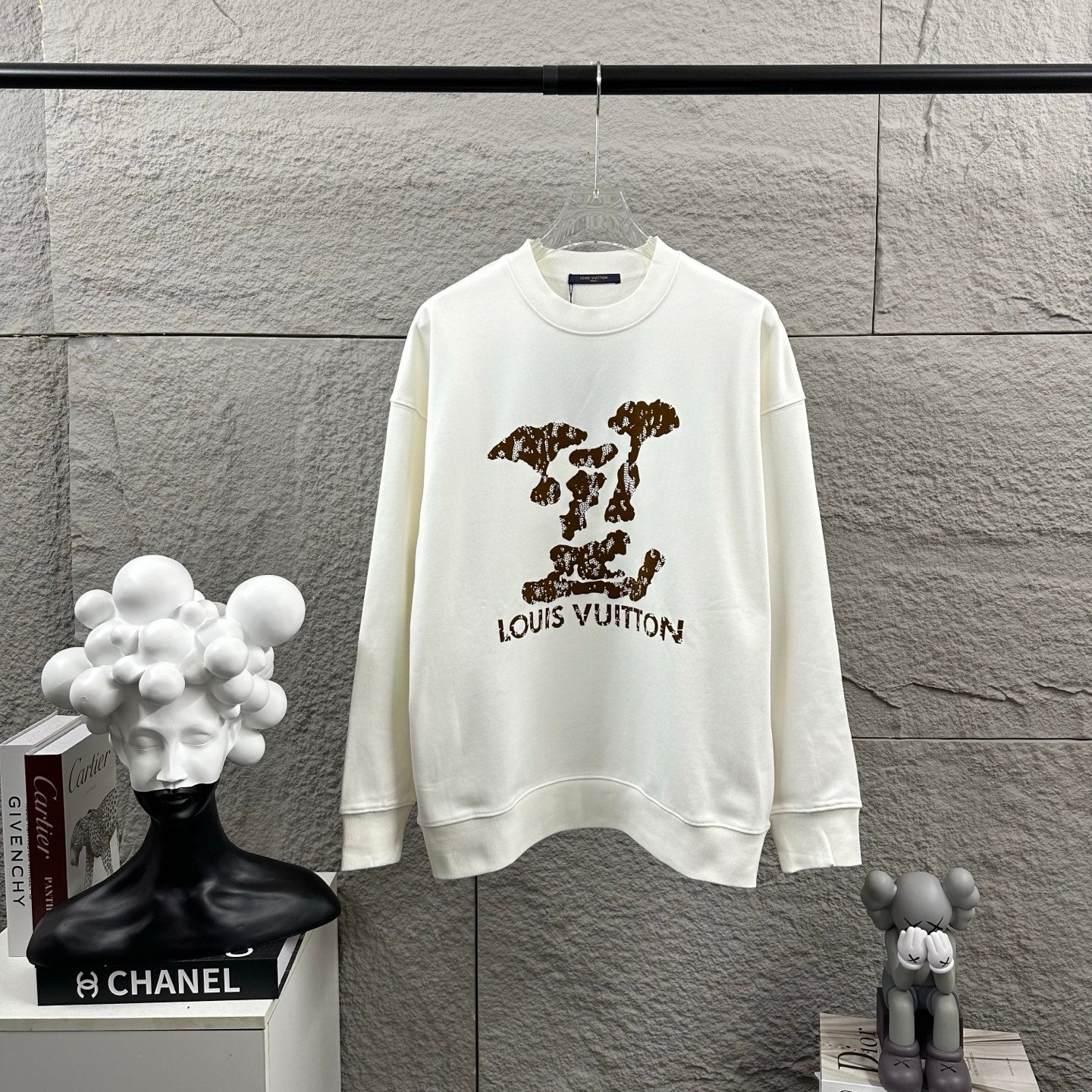 LV Long-Sleeve Crew Neck Sweatshirt 492237