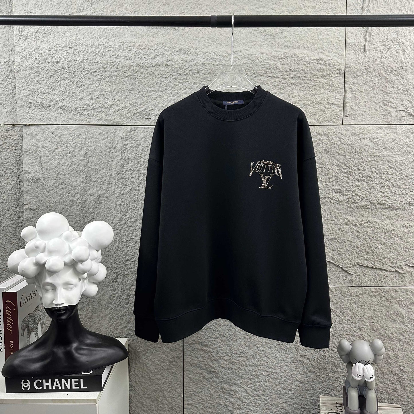LV Long-Sleeve Crew Neck Sweatshirt 492233