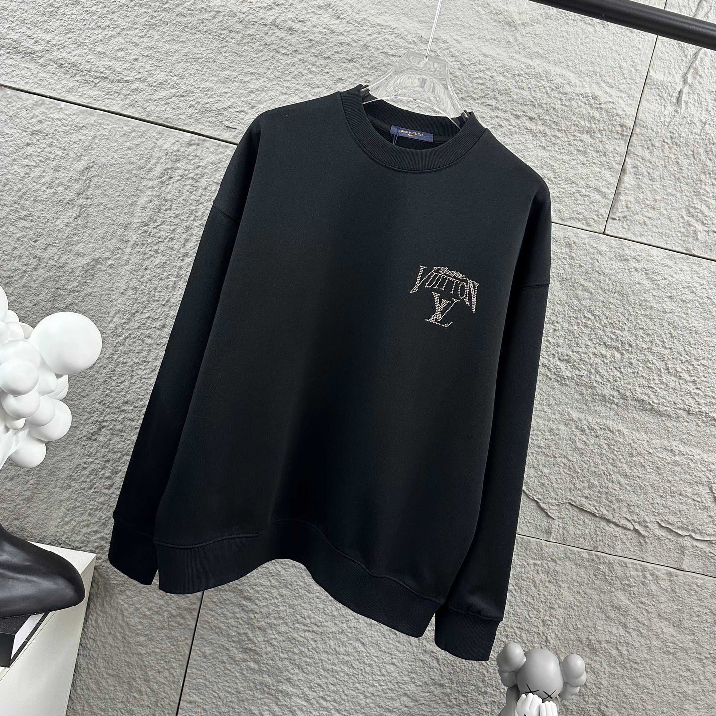 LV Long-Sleeve Crew Neck Sweatshirt 492233