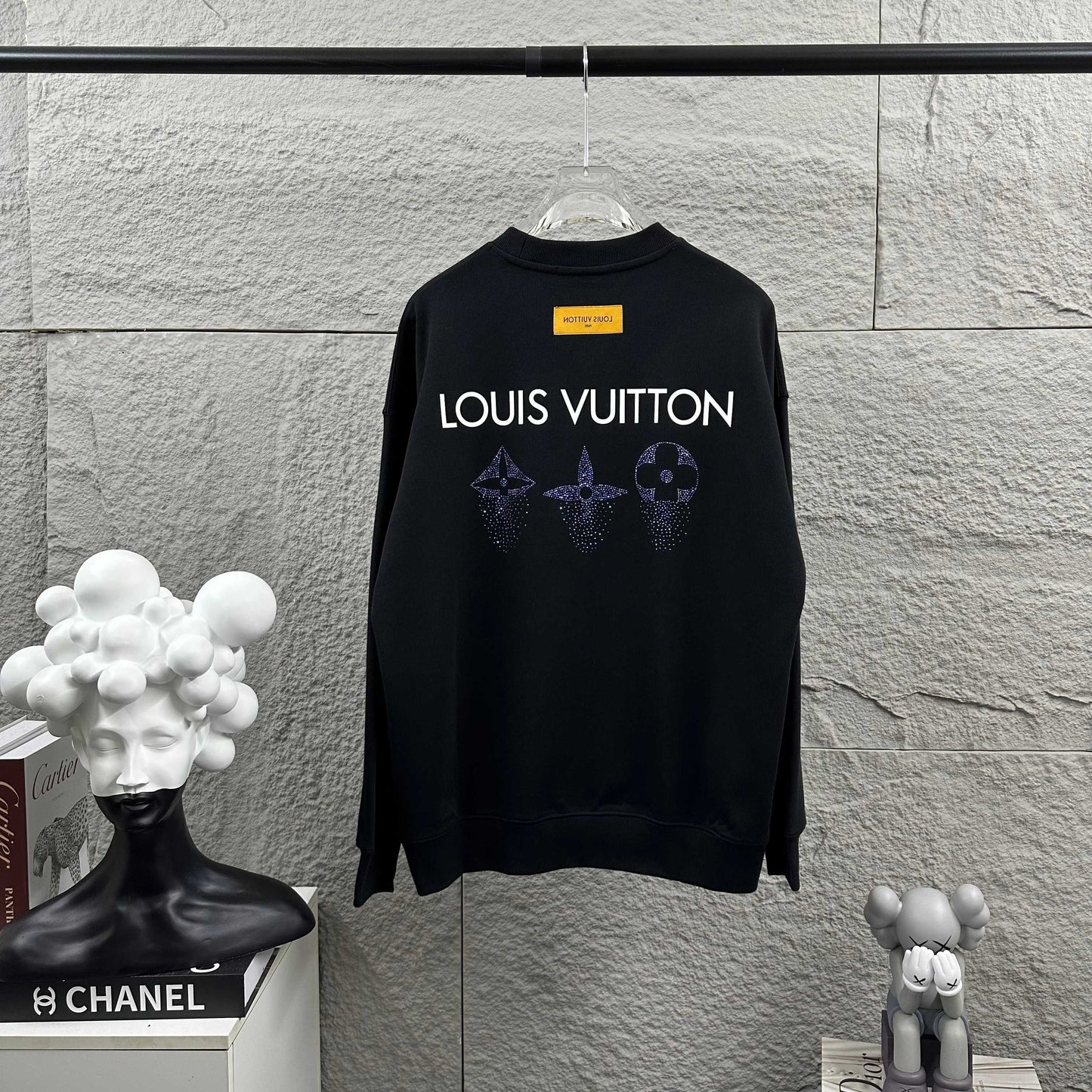 LV Long-Sleeve Crew Neck Sweatshirt 492225