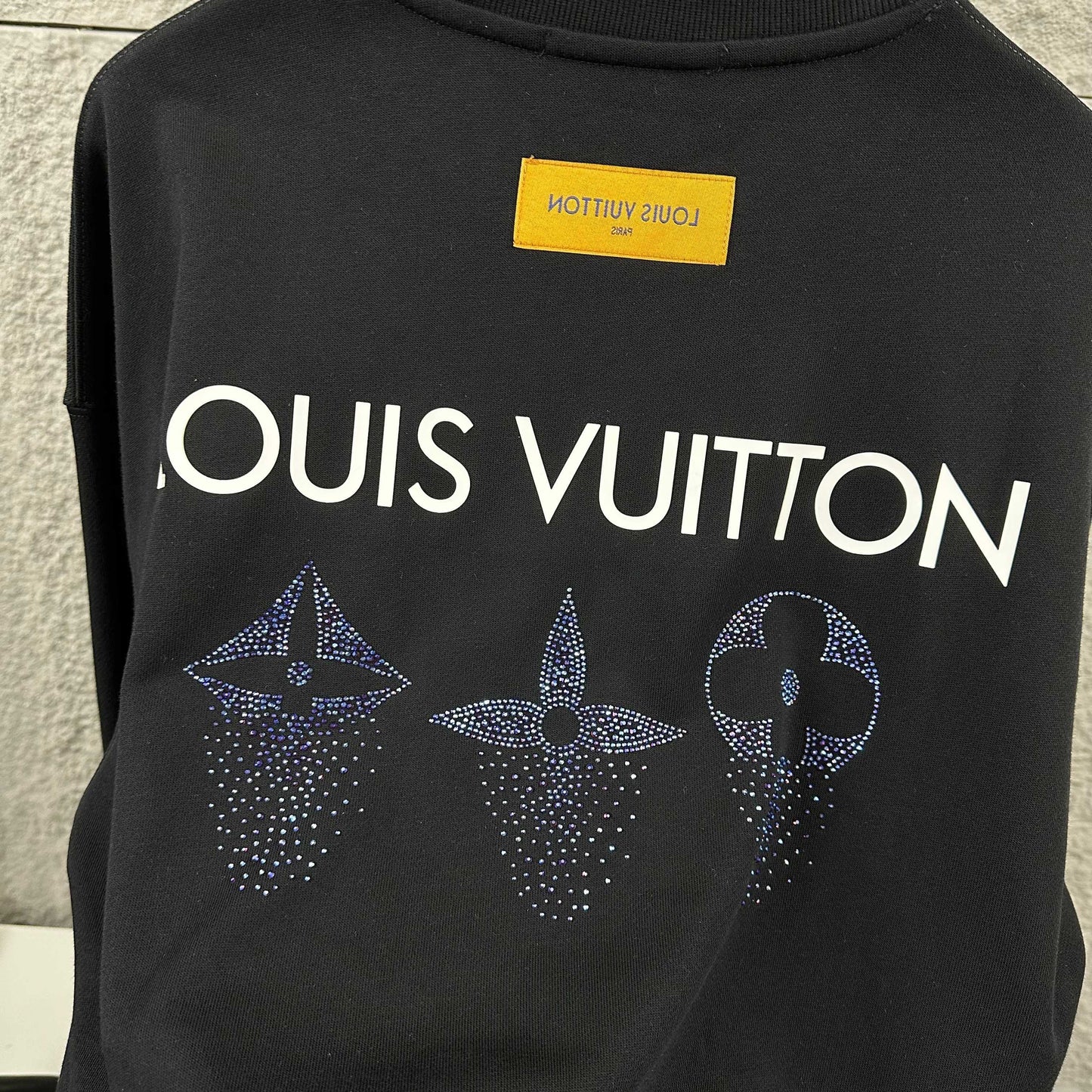 LV Long-Sleeve Crew Neck Sweatshirt 492225