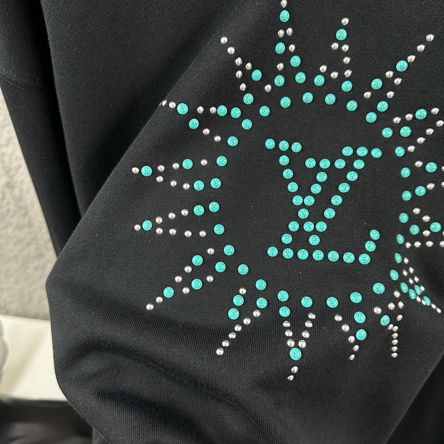 LV Long-Sleeve Crew Neck Sweatshirt 492223