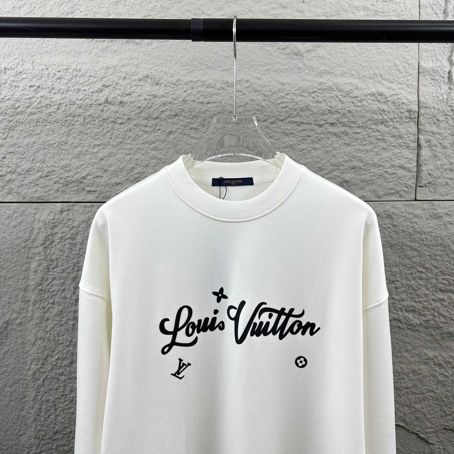 LV Long-Sleeve Crew Neck Sweatshirt 492183