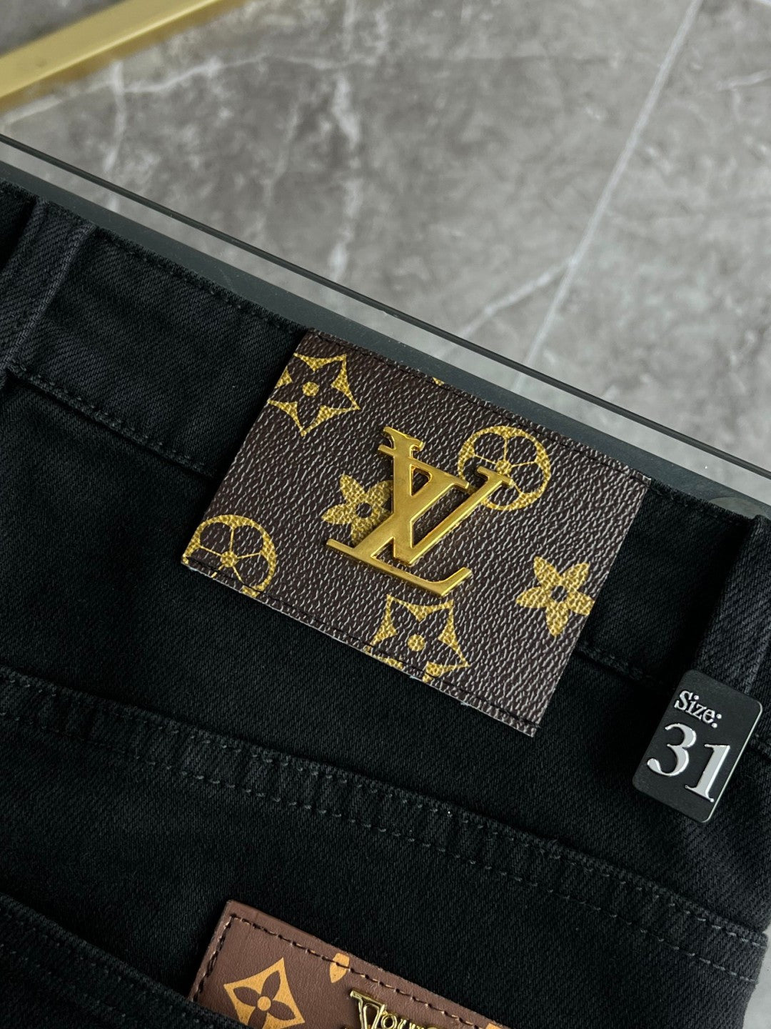 LV Fleece-lined and Thickened Jeans 492709