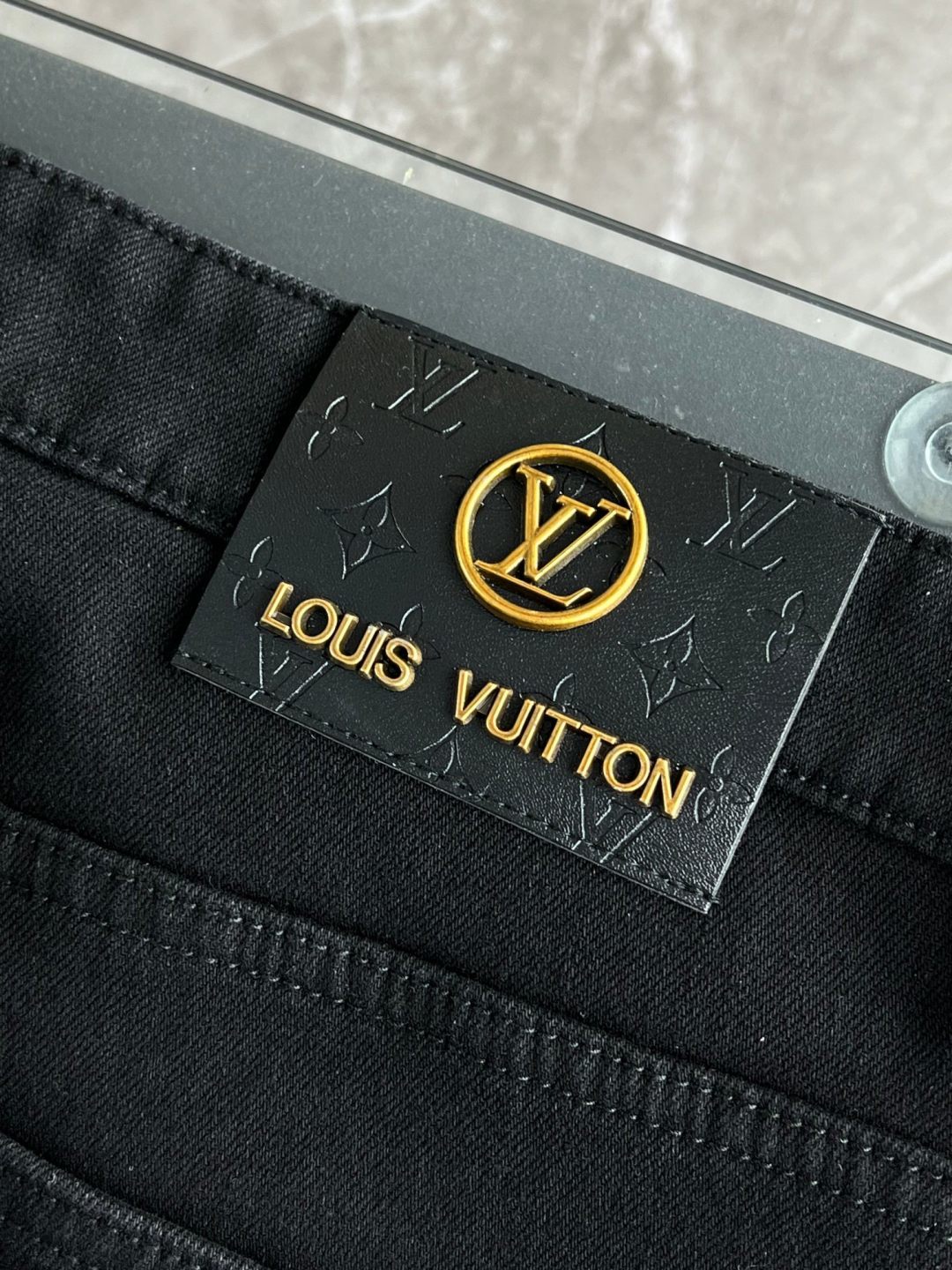 LV Fleece-lined and Thickened Jeans 492701