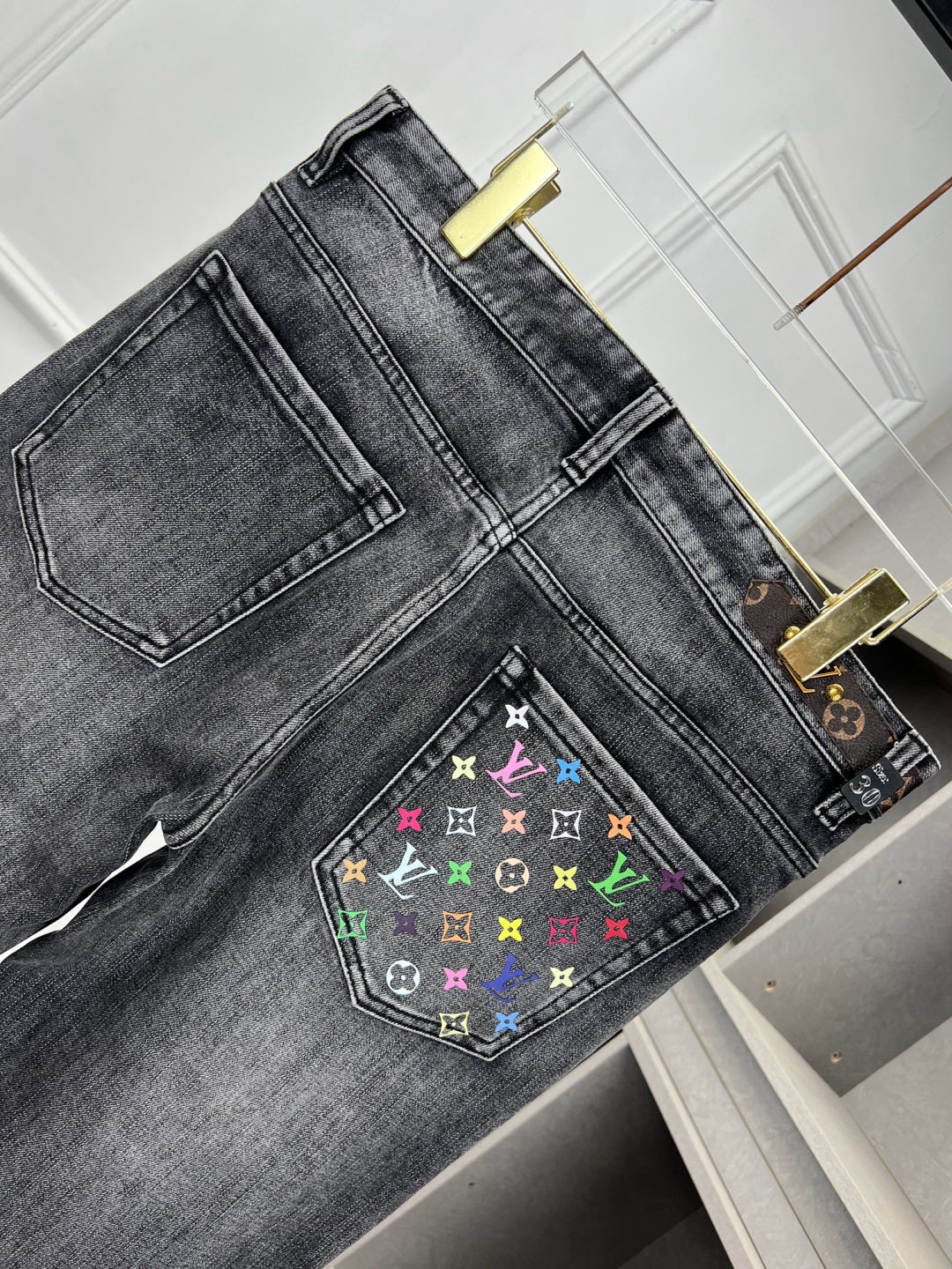 LV Gray Jeans 492659