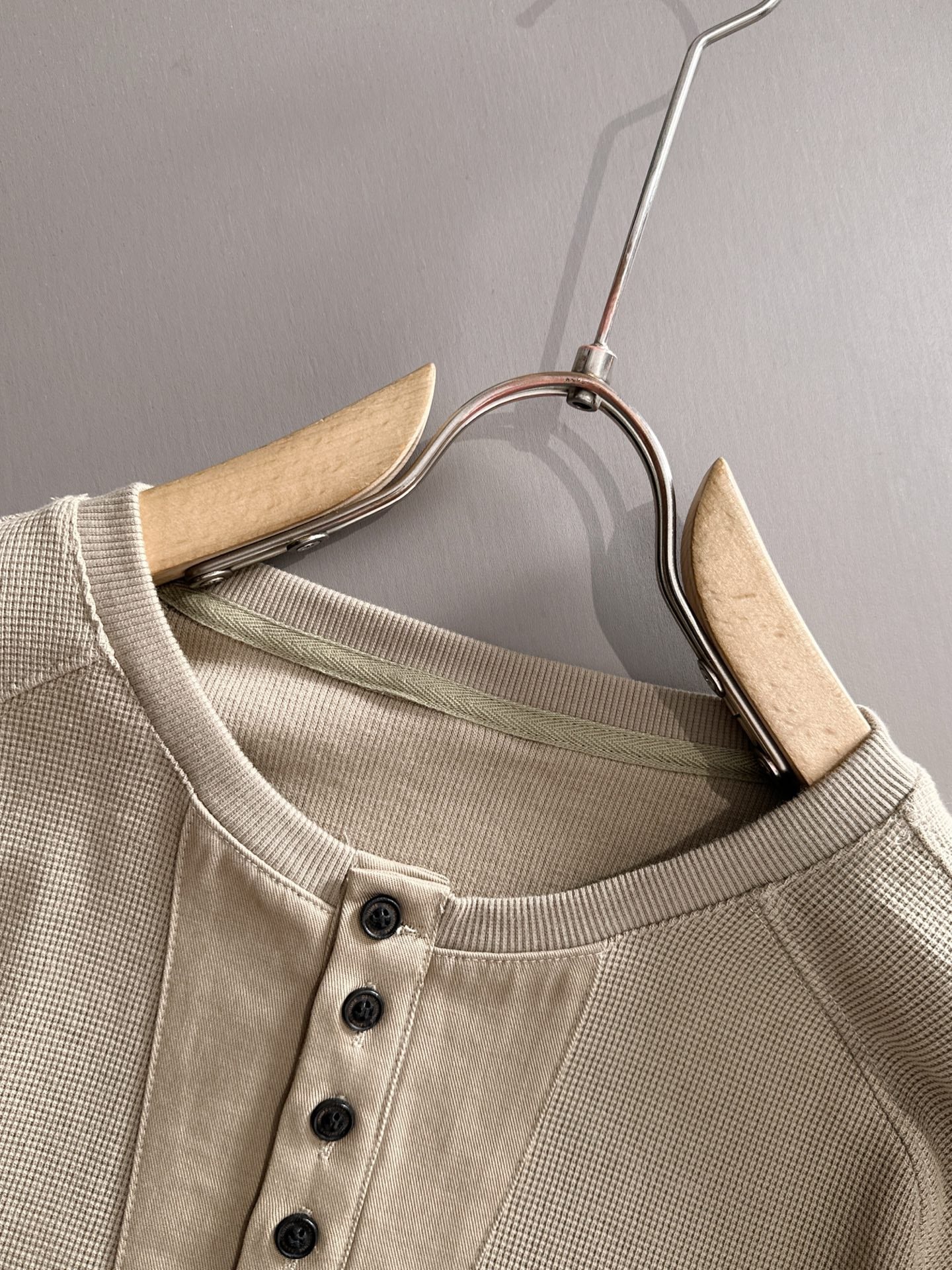 LV 25SS Lapel Sweatshirt Long Sleeve 494432