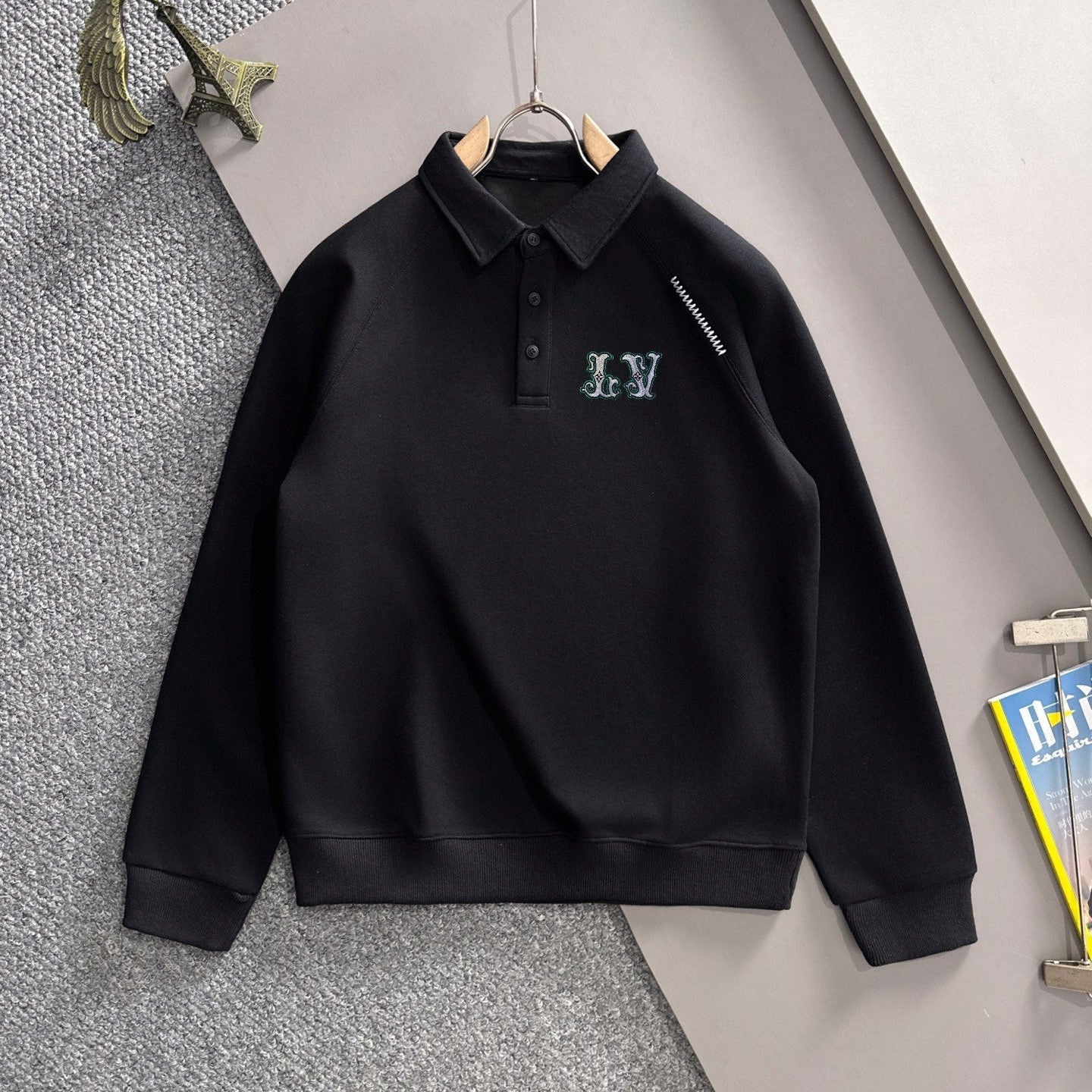LV 25SS Lapel Sweatshirt Long Sleeve 494422