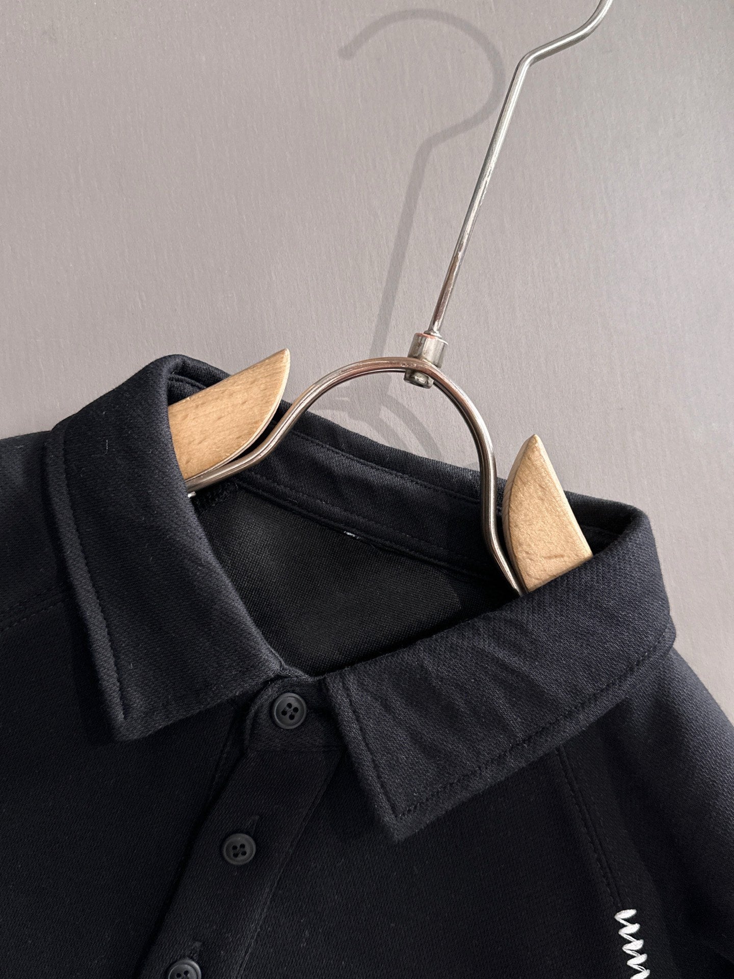 LV 25SS Lapel Sweatshirt Long Sleeve 494422