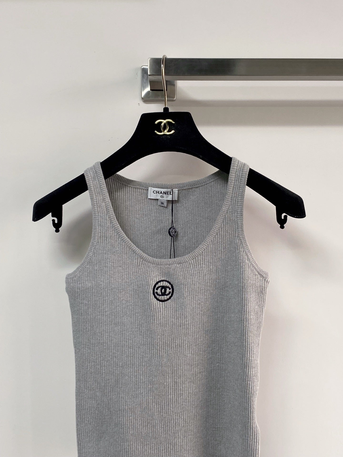 Chanel Two-Tone Vest Gray in Polyester 125480